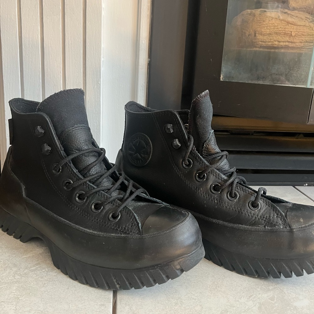 Converse boots
